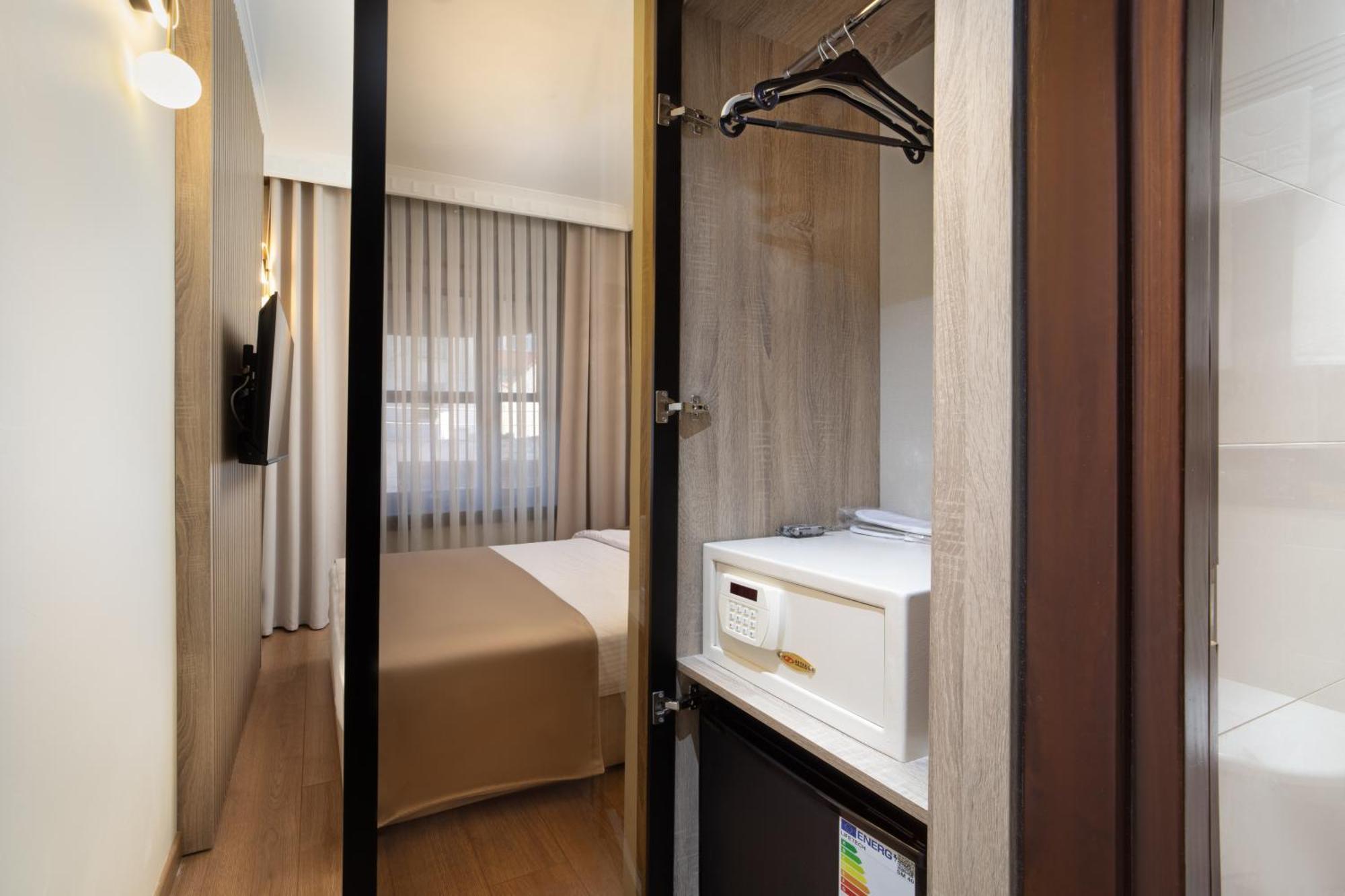 Atik Hotel Istanboel